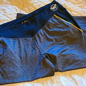 Wonder woman capri yoga pants